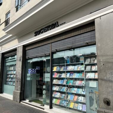 ALIANZA ESTRATÉGICA: LA POLILLA OCULTA